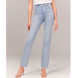 A&F Ultra High Rise Ankle Straight Jean - Light
